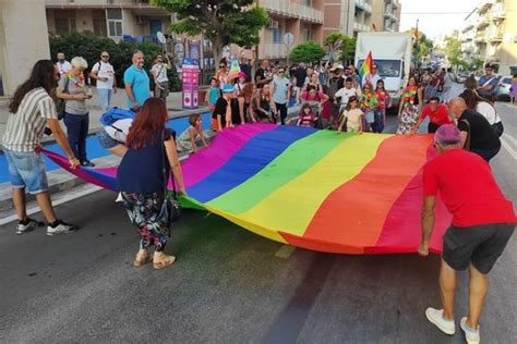 incontri gay siracusa|Siracusa Pride